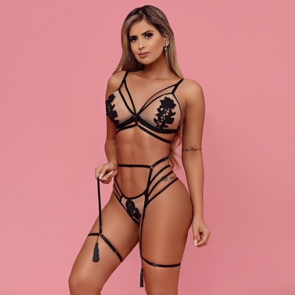 Strappy bra bralette, panty,garter belt - 3 piece - Picture 3 of 16